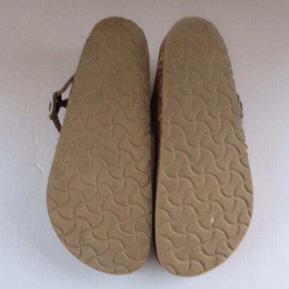 Grashius Western Hand-Tooled Comfy Thong Sandals Sz 7 Color  Color Brown - Picture 2 of 12